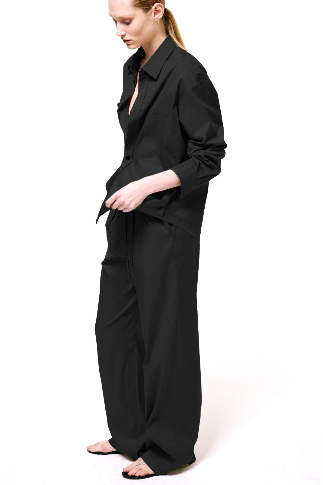 Everyday Icon Shirt in Cotton Poplin -  Black