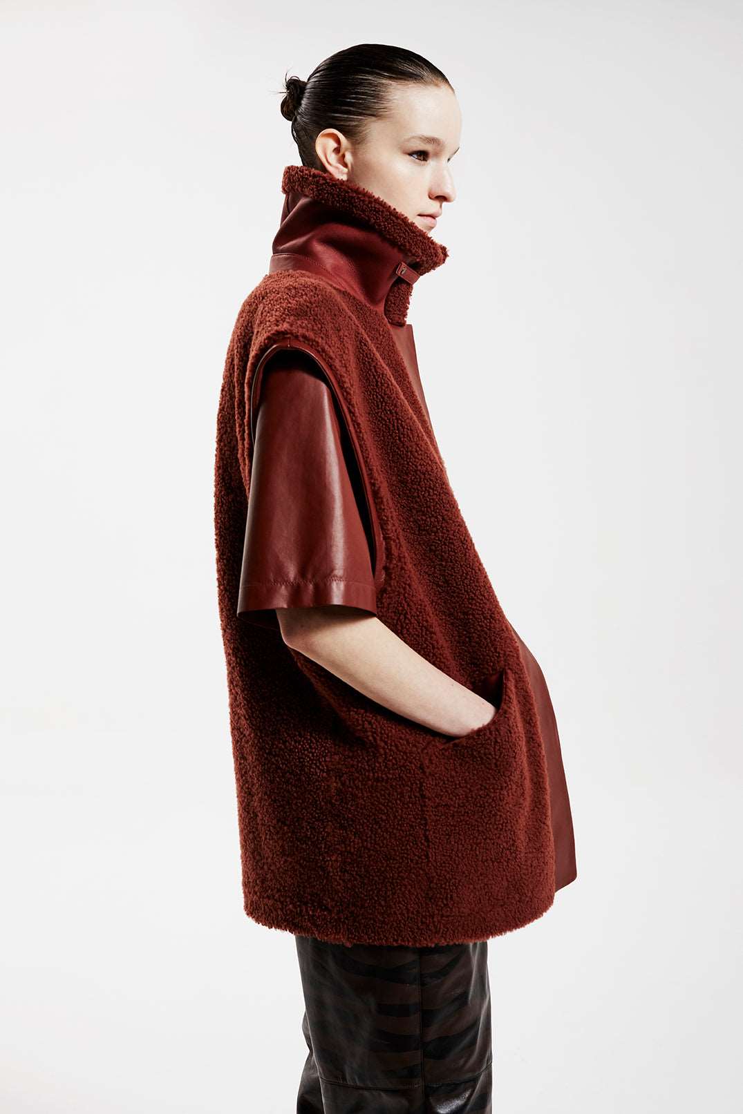 CL SHEARLING VEST