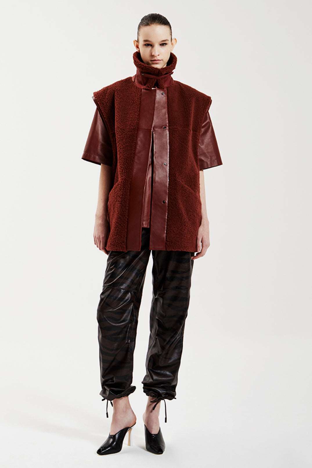 CL SHEARLING VEST