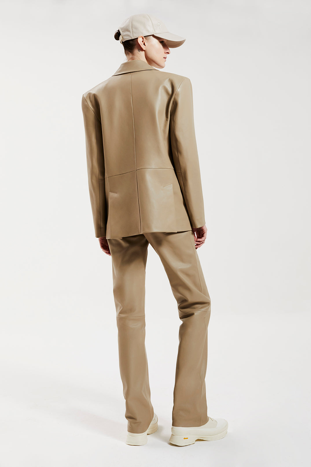 "Power" Blazer Suit Jacket - Bamboo Beige - Common Leisure 