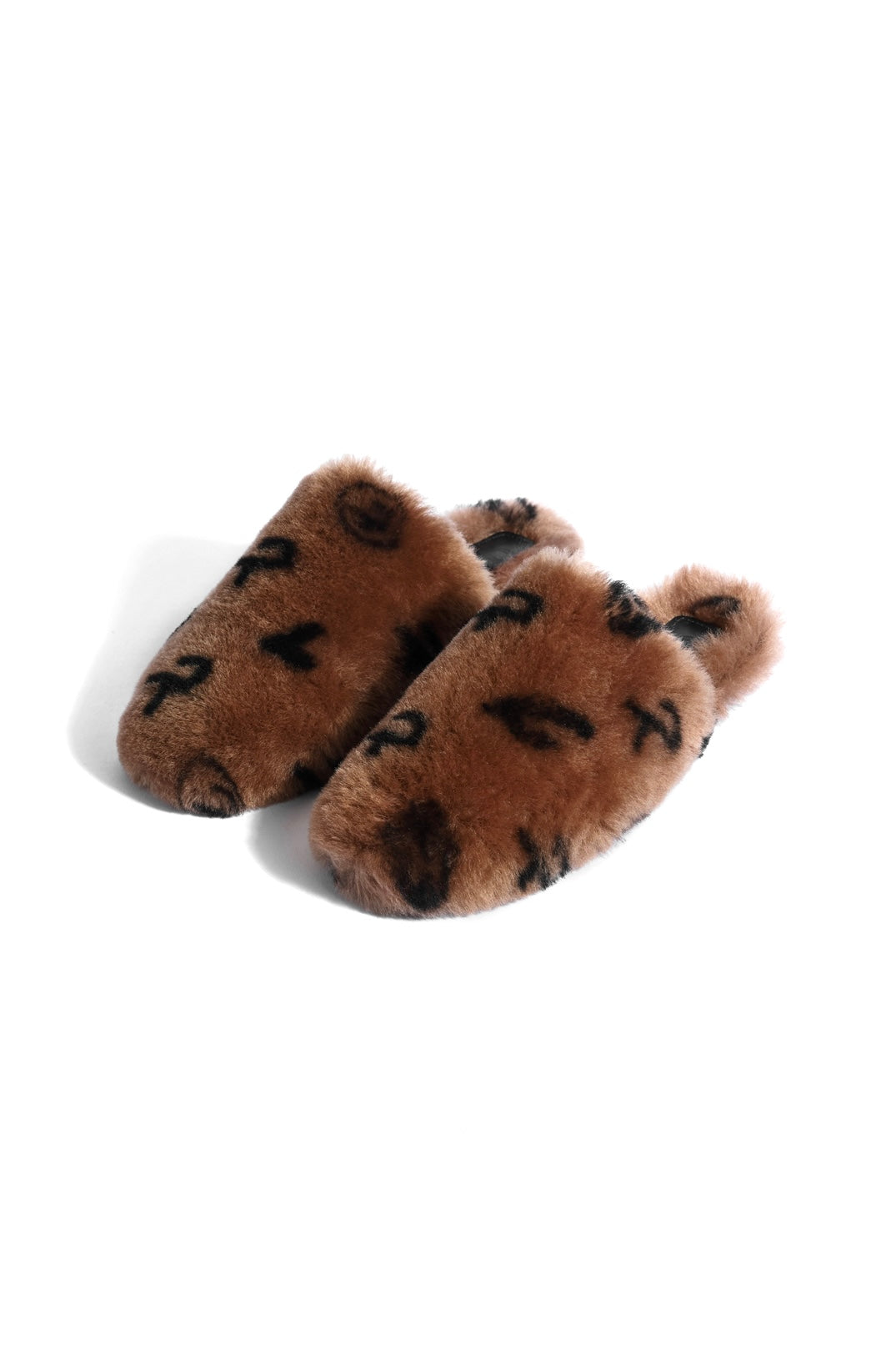 "Home Everywhere" Shearling Slippers - Chocolate