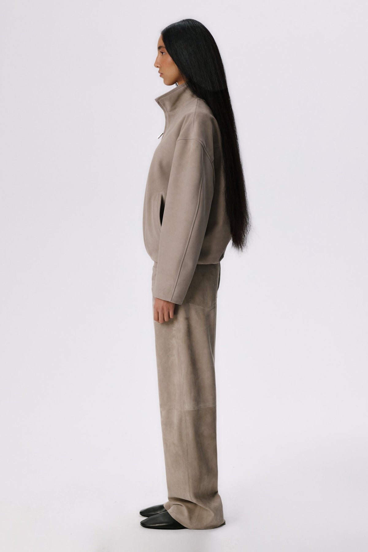 Soft Curve Barrel Pants | Suede – Bamboo Beige