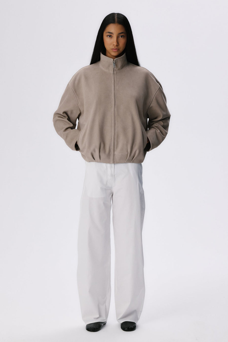 Leisure Bomber | Suede – Bamboo Beige