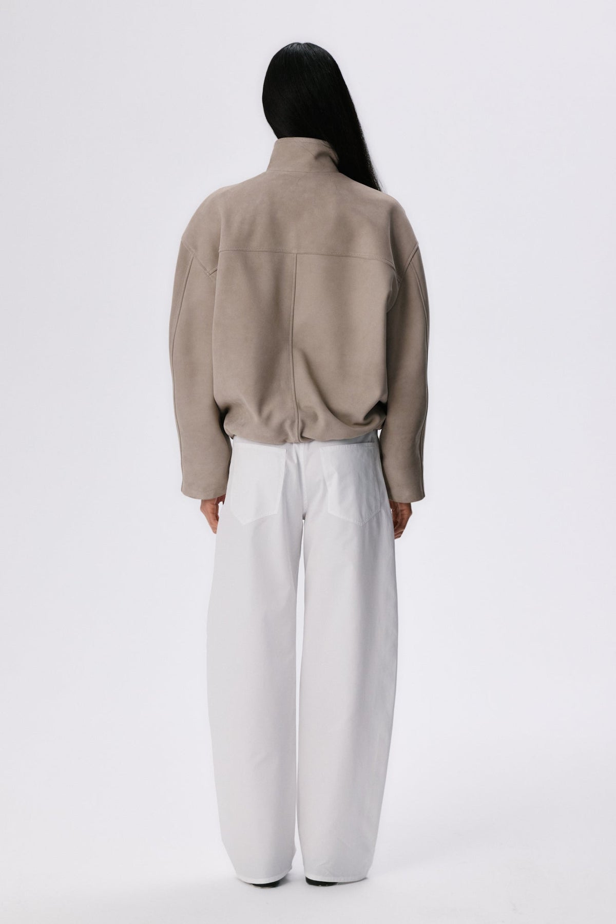 Leisure Bomber | Suede – Bamboo Beige