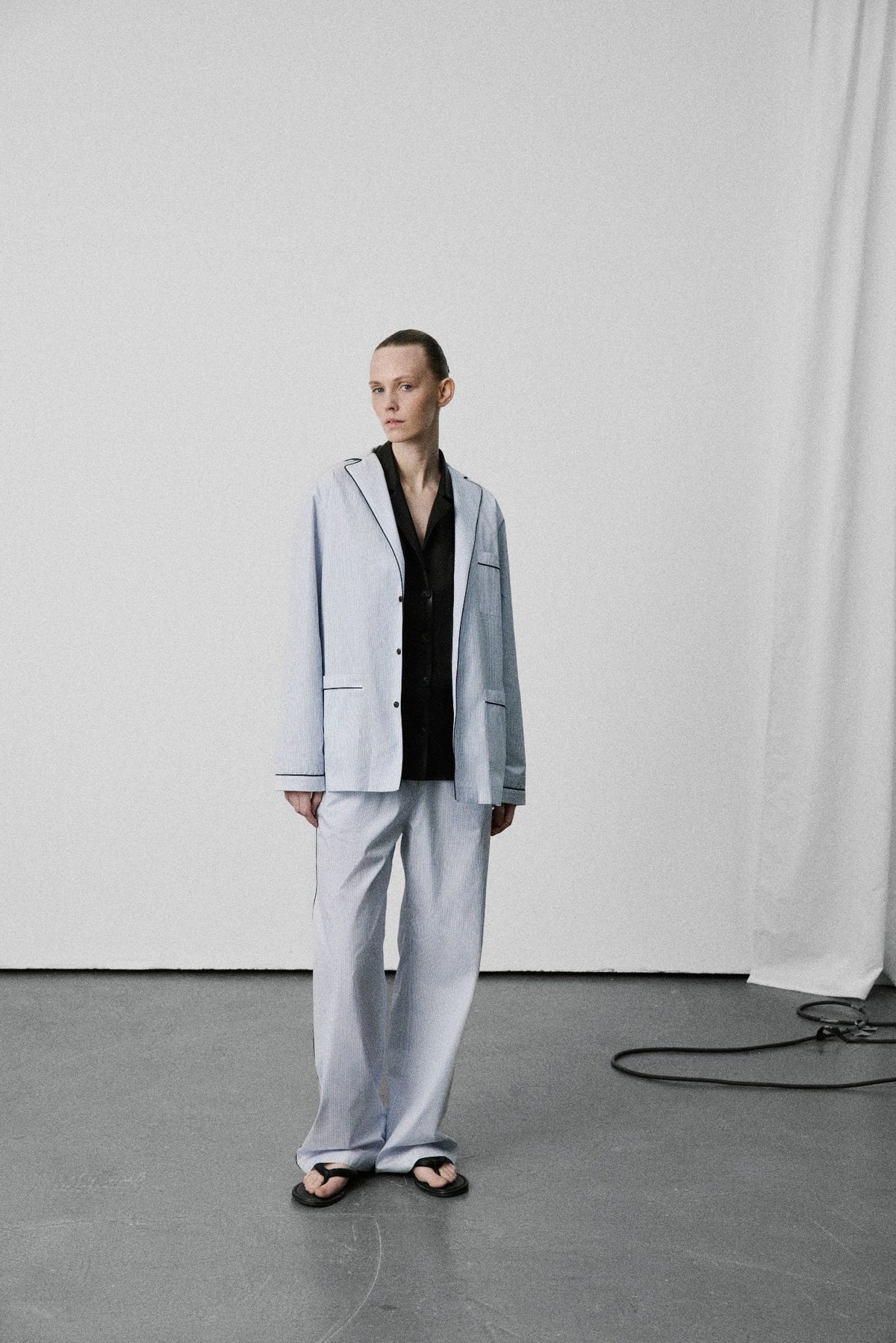 In Bloom Shirt | Cotton Poplin – Blue / Black Pinstripe