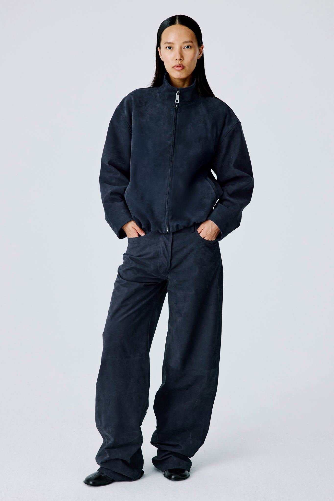 Soft Curve Barrel Pants - Navy