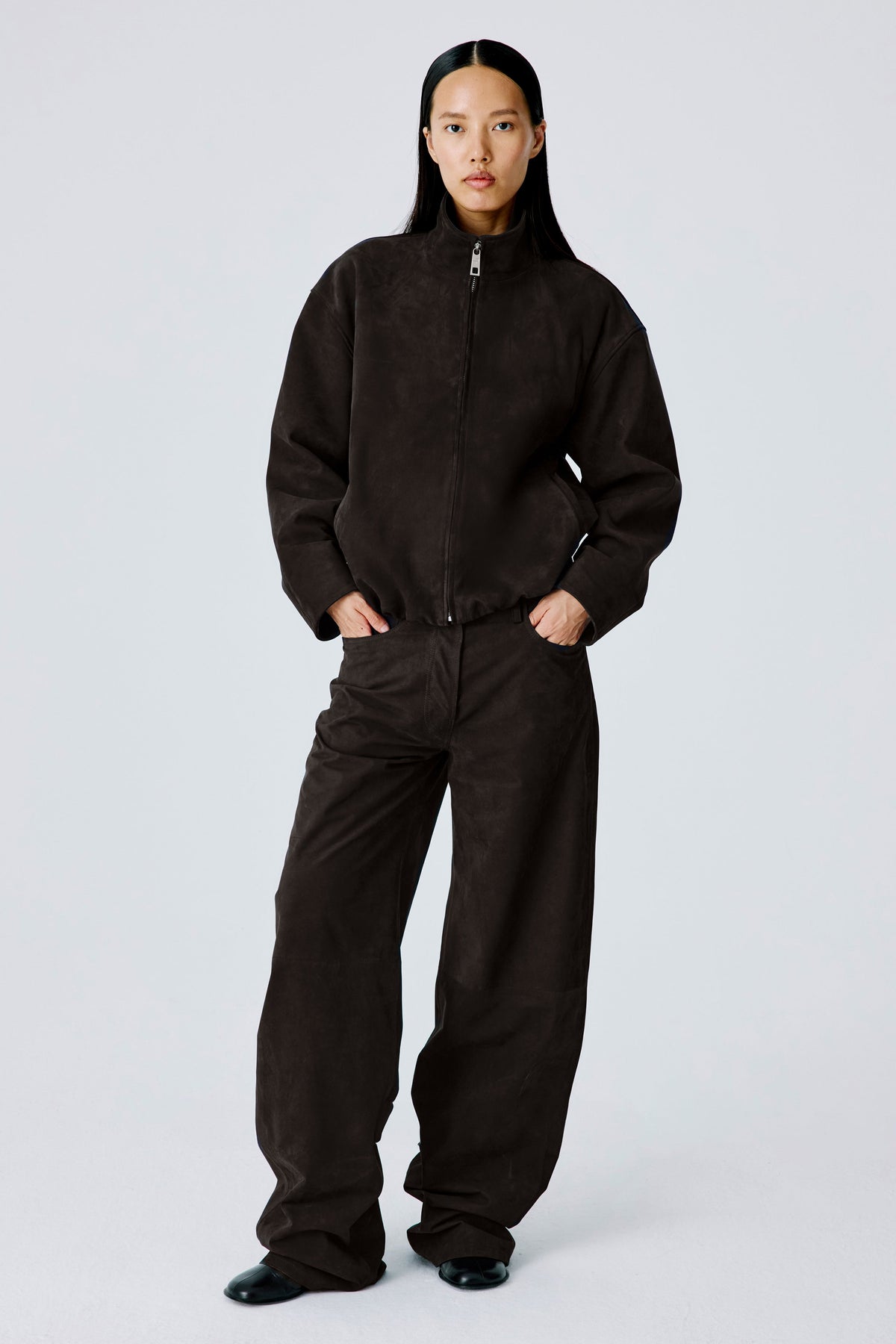 Soft Curve Barrel Pants | Suede – Burnt Oak