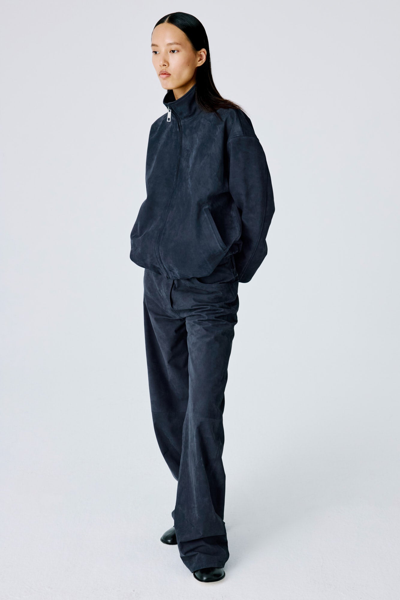 Soft Curve Barrel Pants - Navy