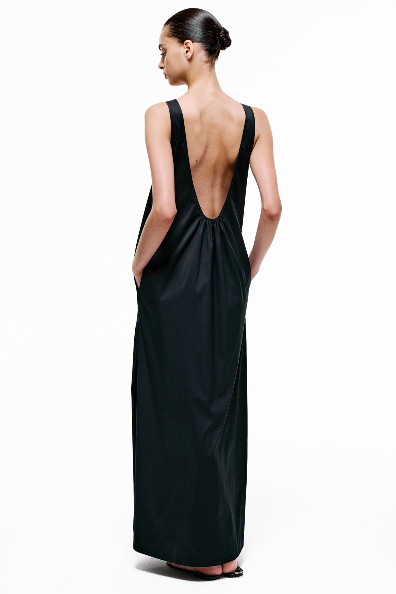 Silent Escape Dress in Cotton Poplin - Black