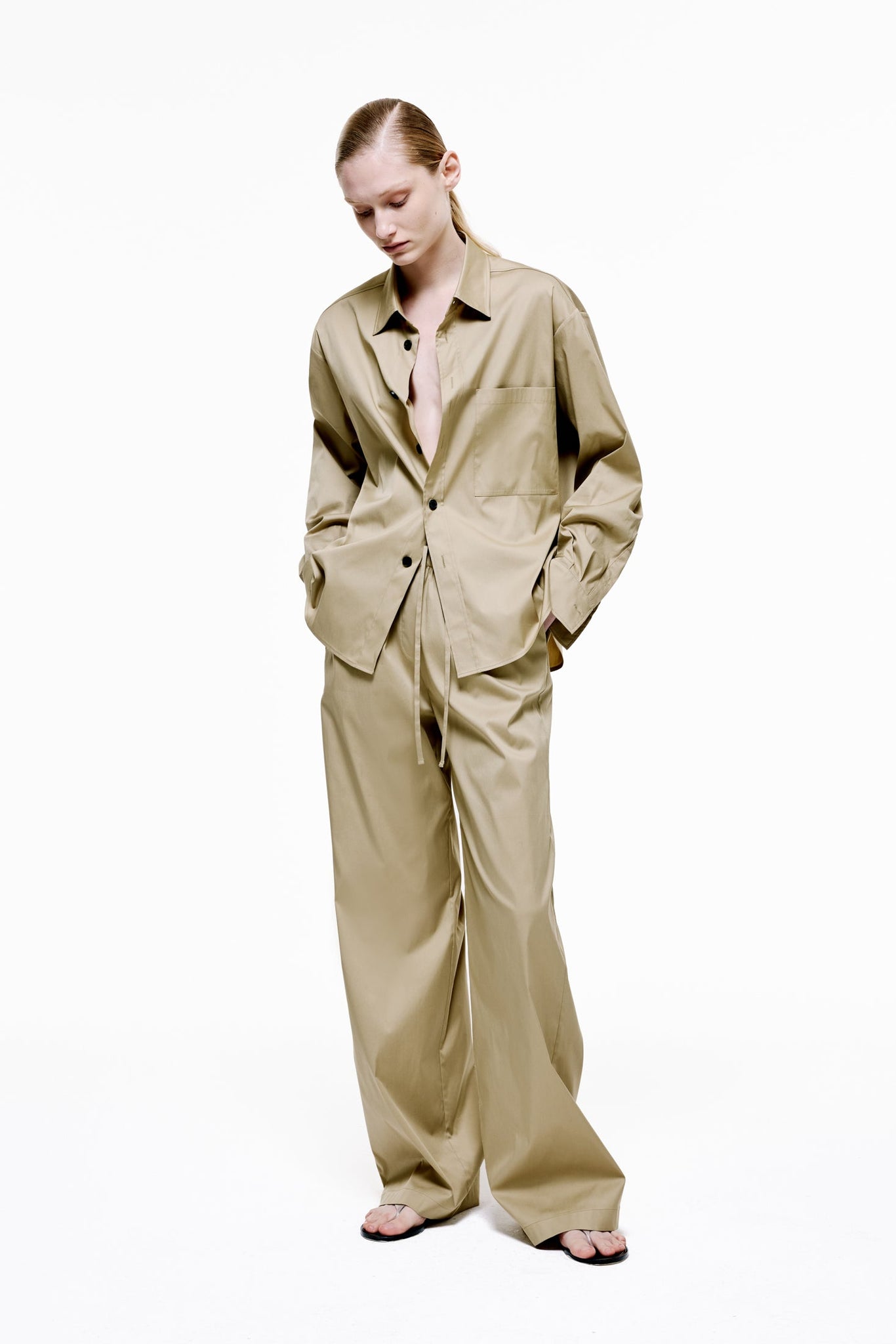 Everyday Icon Shirt in Cotton Poplin - Camel