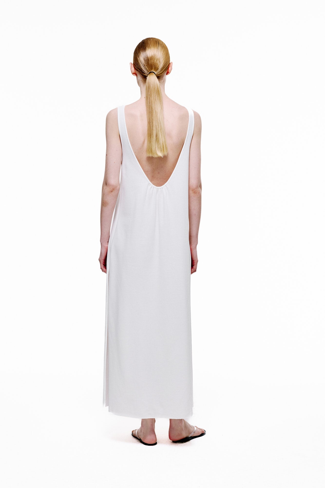 Silent Escape Dress in Cotton Piqué - Off White