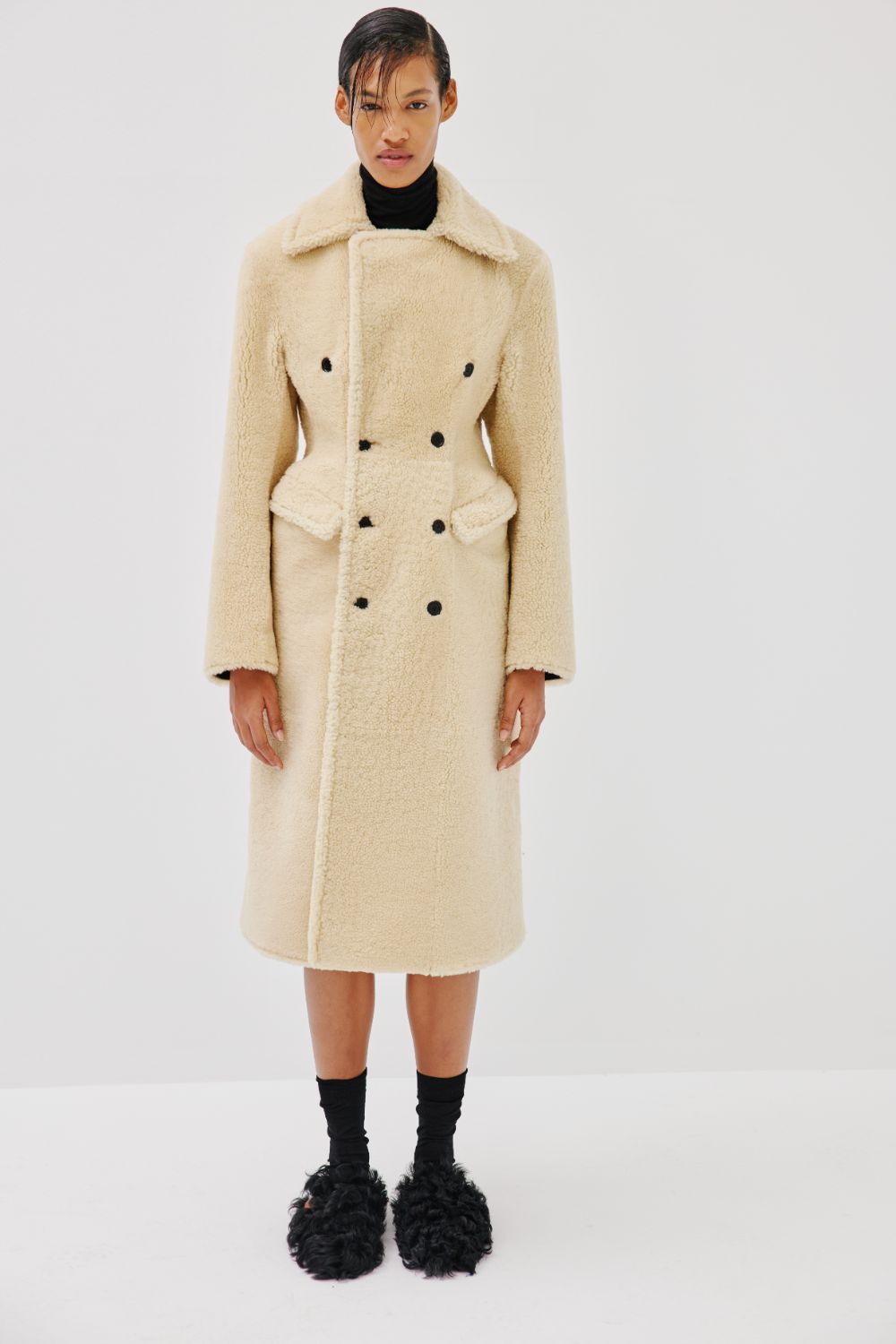 Curvy Shearling Coat - Butter Cream
