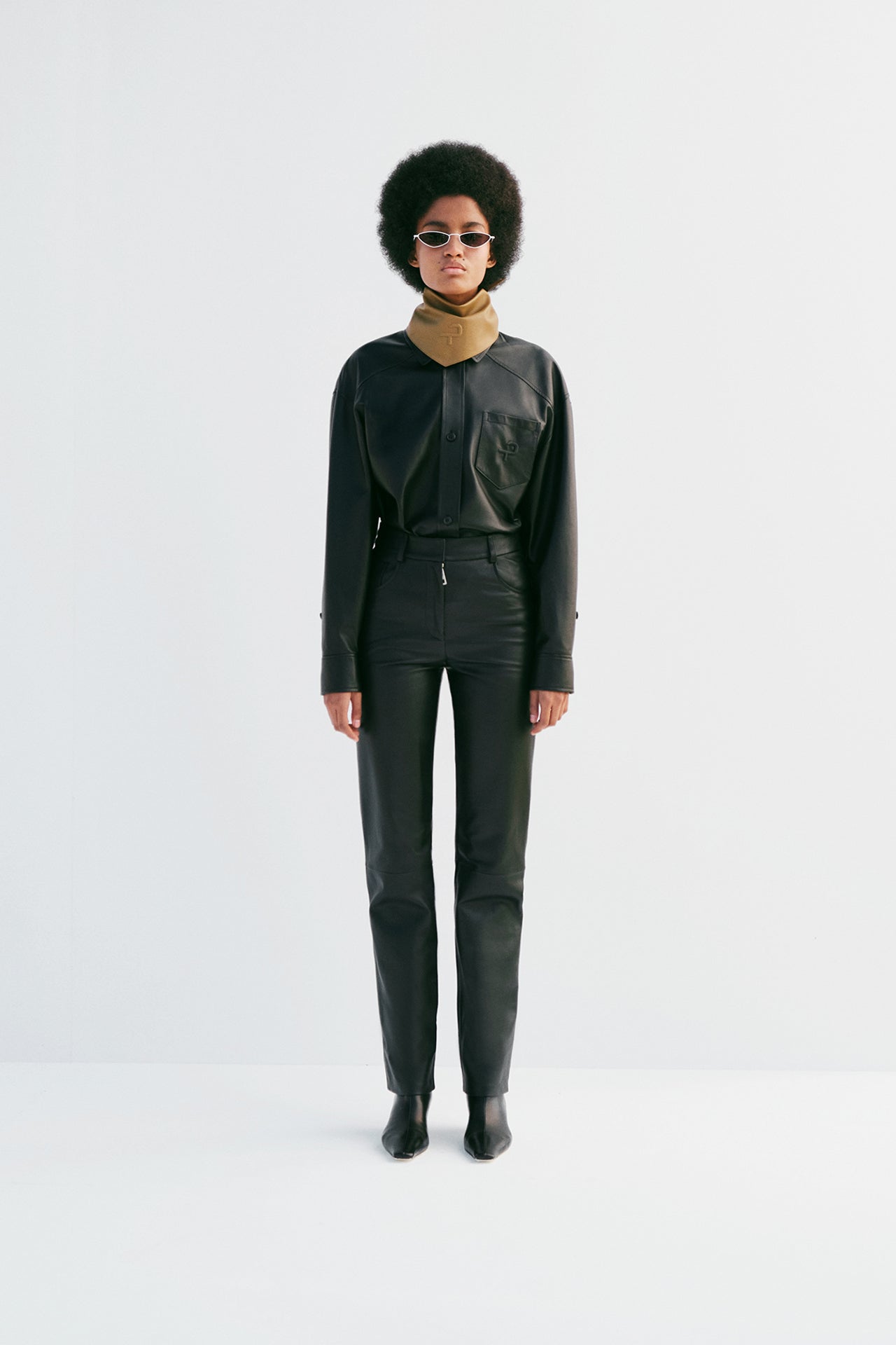 Long Sleeve Shirt- Black - Common Leisure