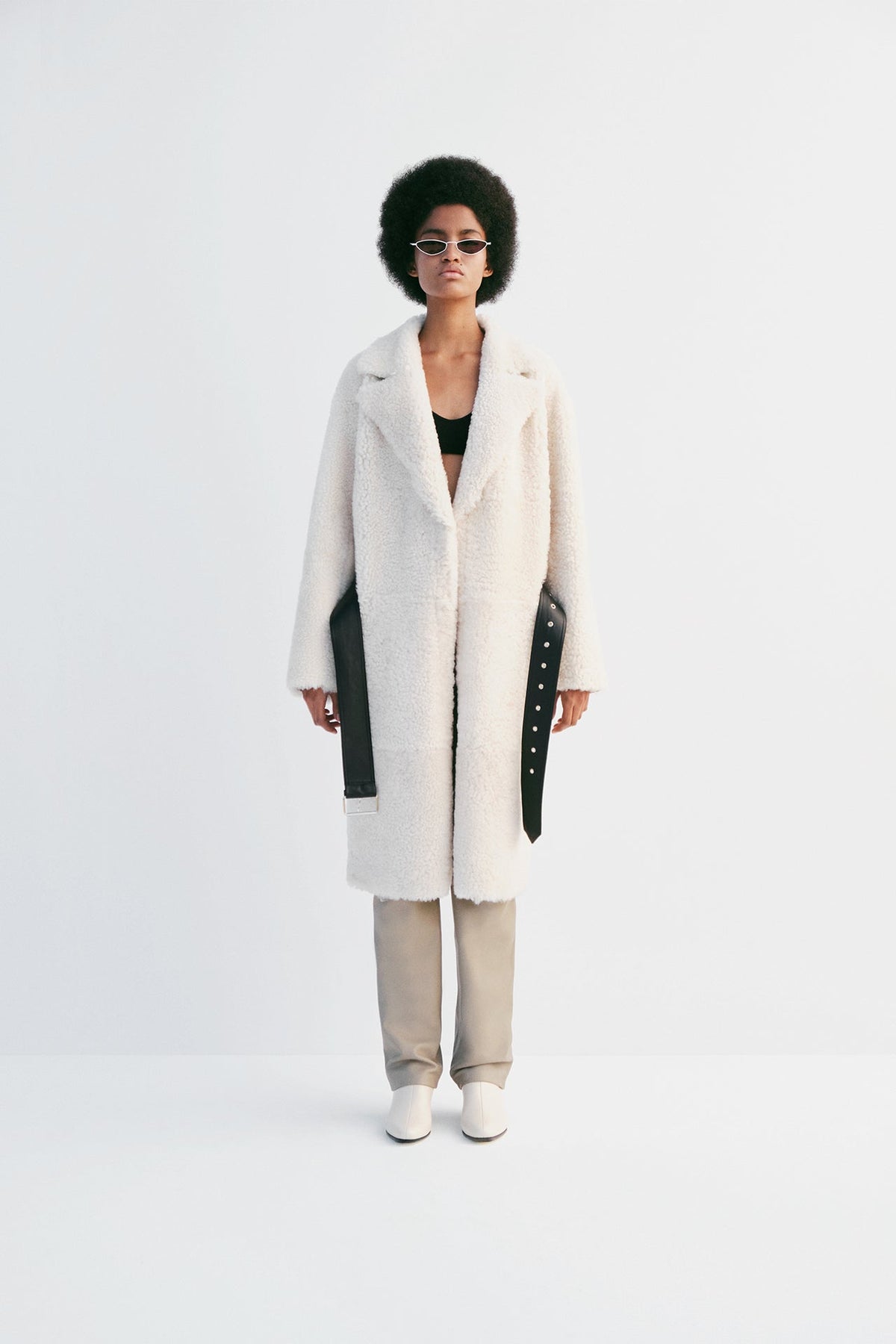 "Love" Shearling Coat - Ivory - Common Leisure 