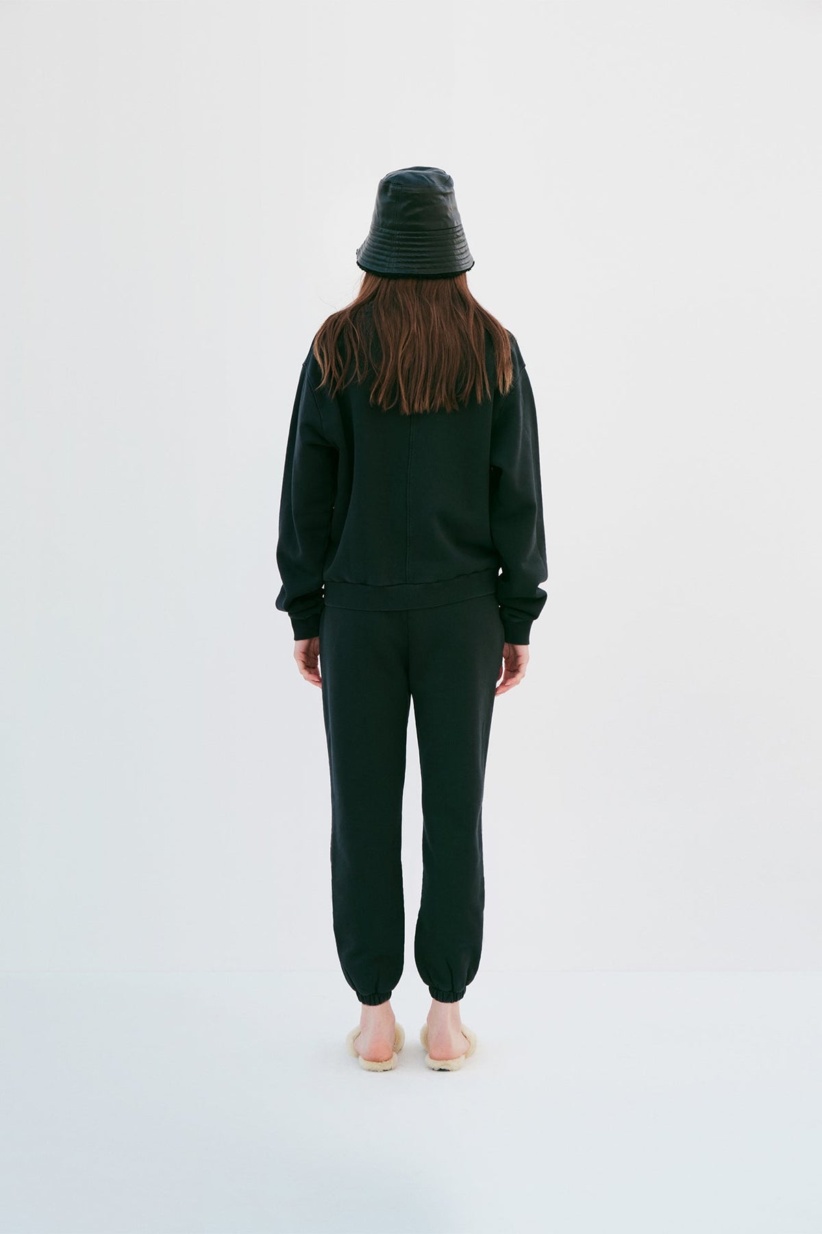 Sweatshirt - Ink Black - Common Leisure