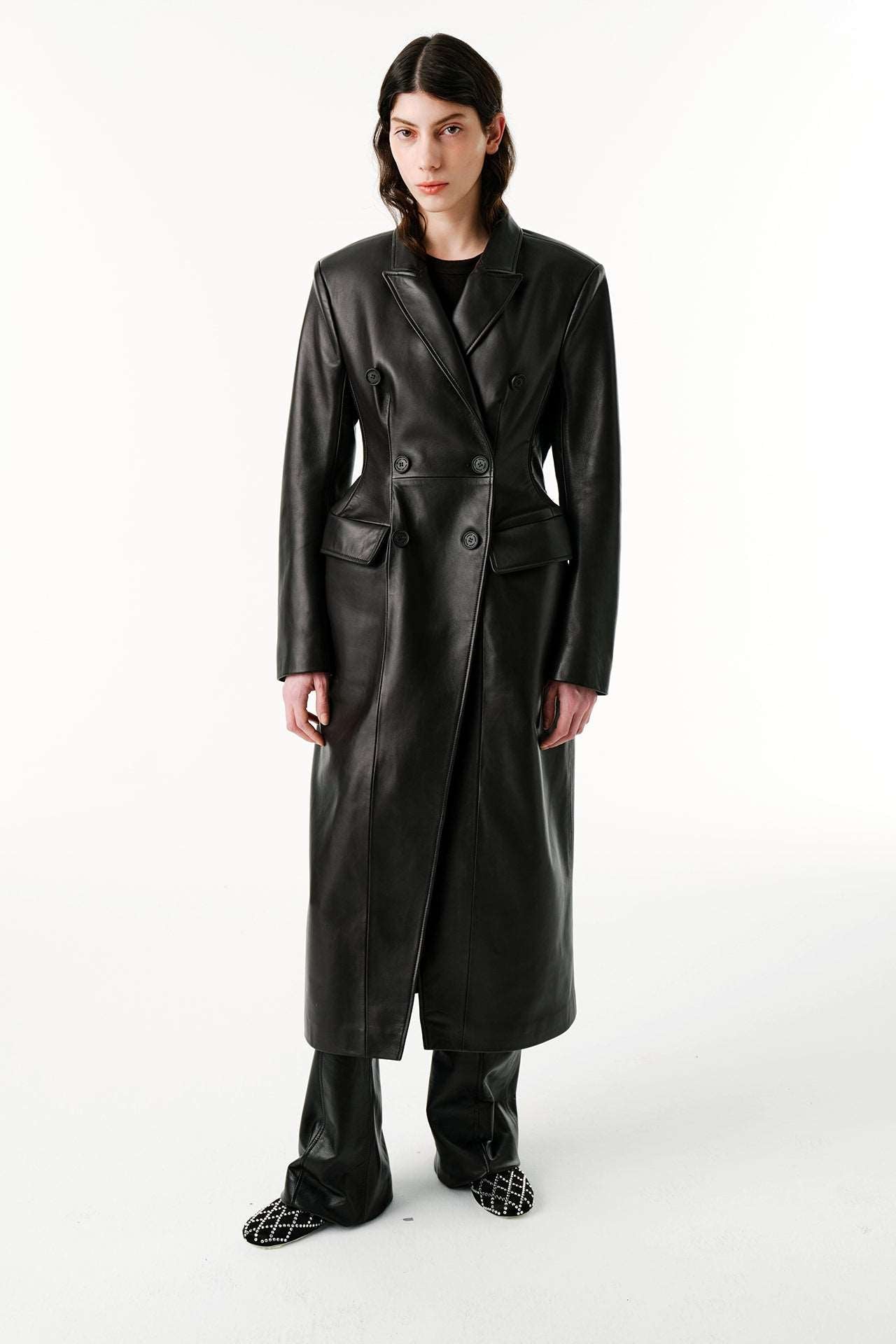 CURVY LEATHER COAT