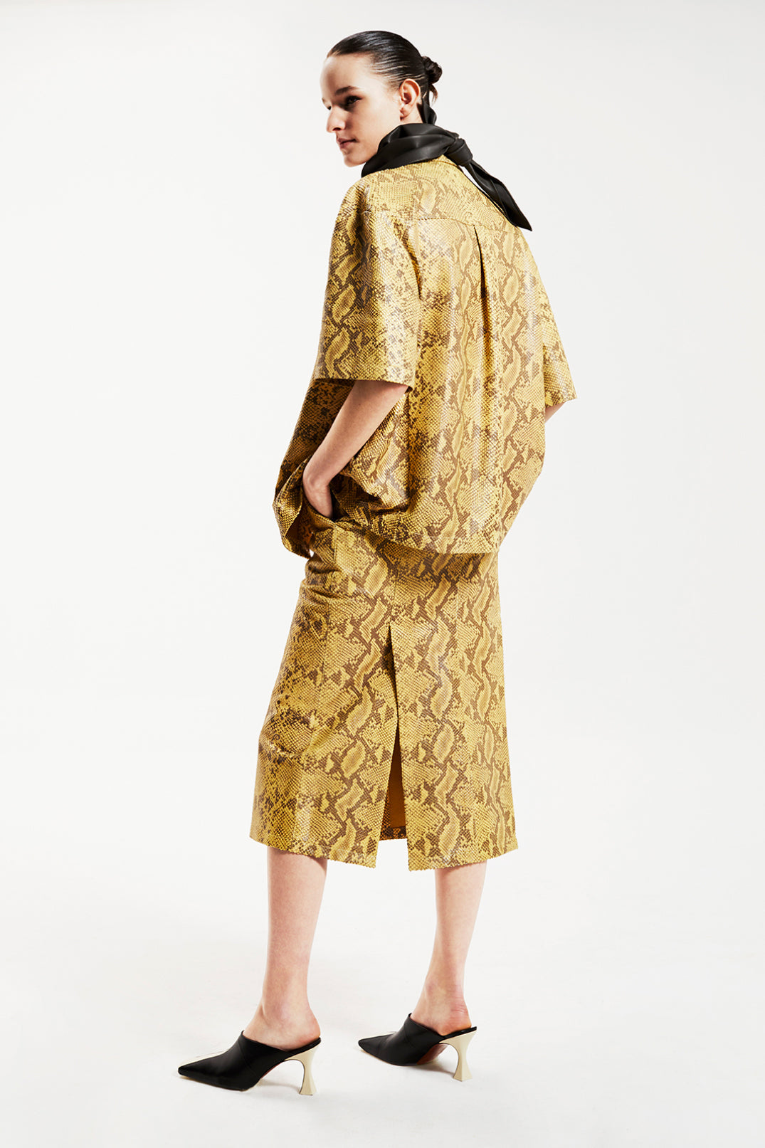 CL SHORT SLEEVE SHIRT - LIGHT YELLOW