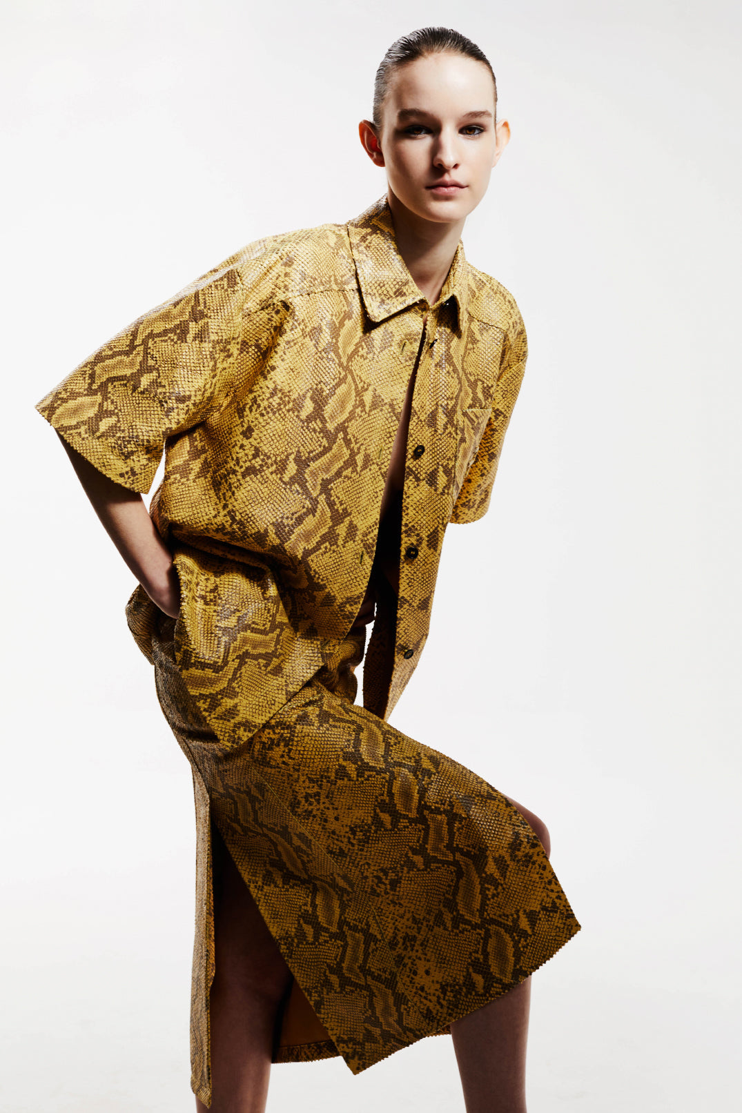 CL SHORT SLEEVE SHIRT - LIGHT YELLOW