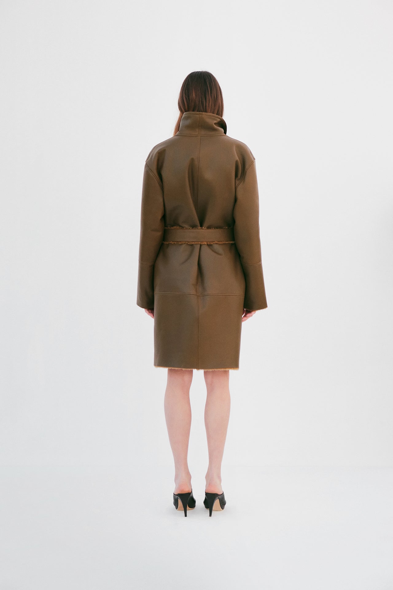 ROBE shearling coat - OLIVE