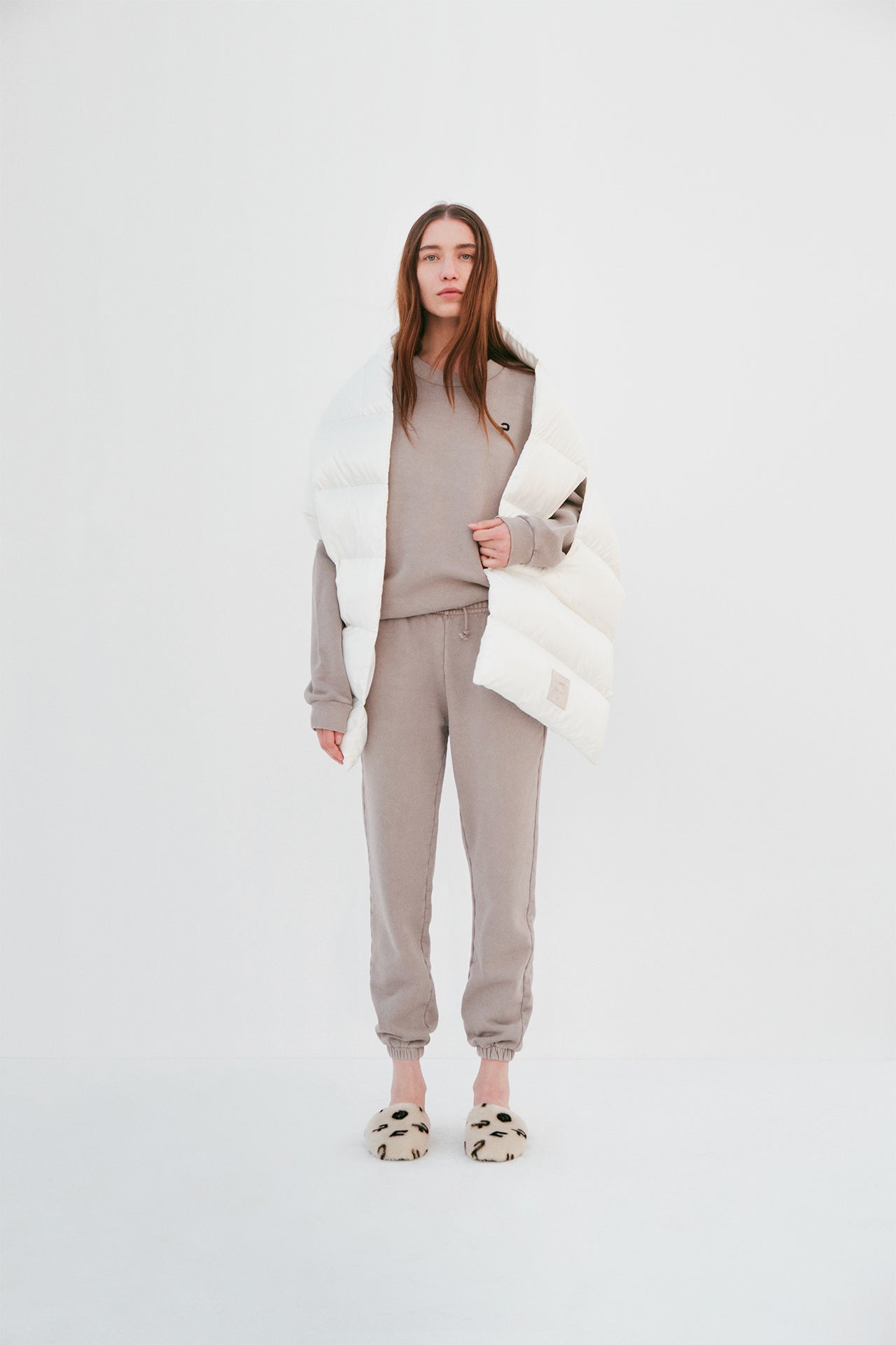 Puffer Scarf - Snow White