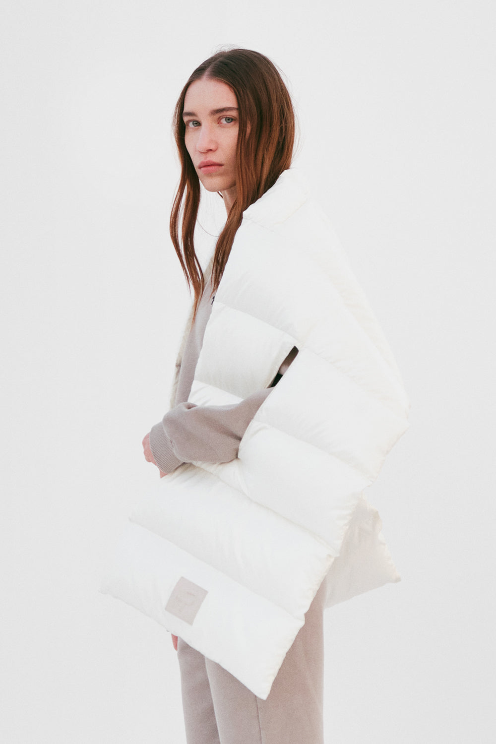 Puffer Scarf - Snow White